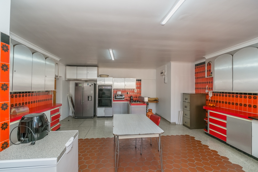 4 Bedroom Property for Sale in Gatesville Western Cape